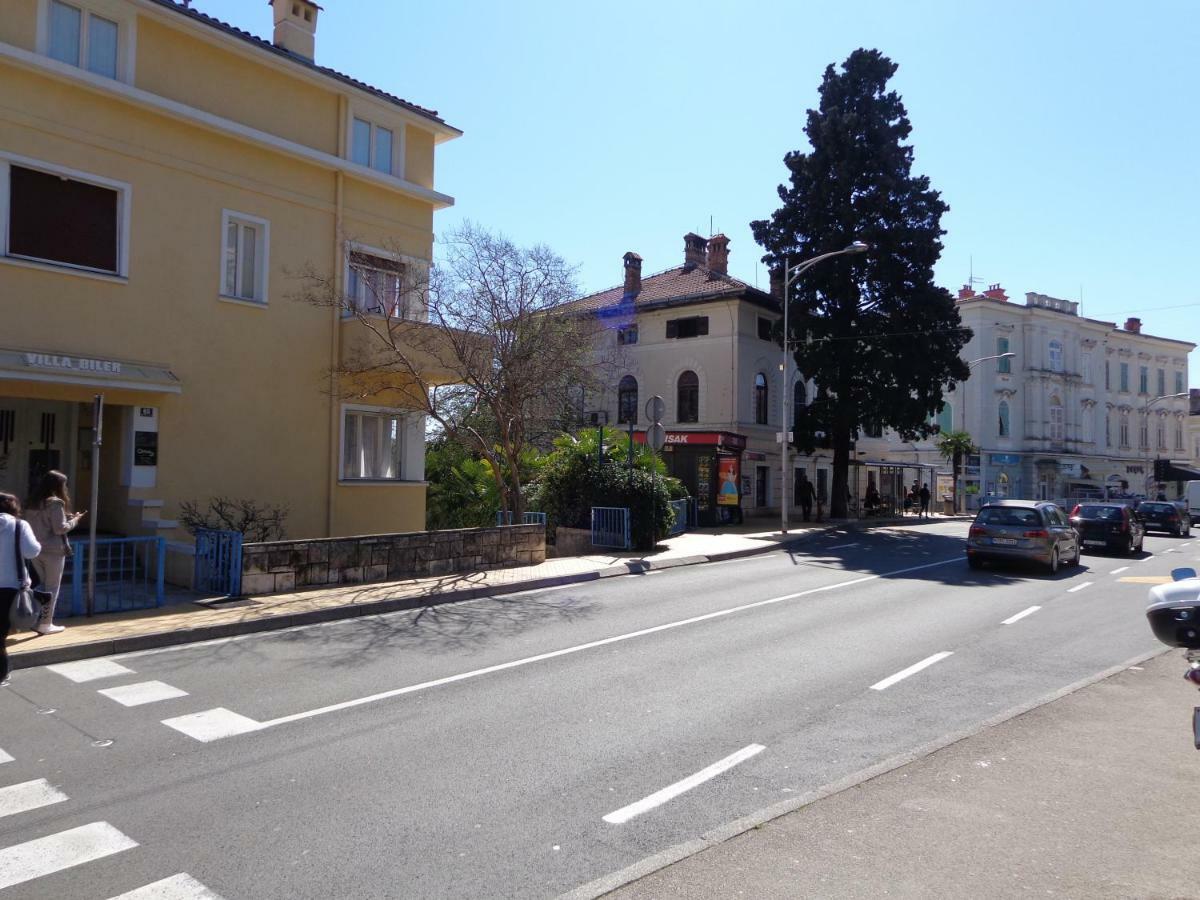 Appartamento With Beautiful Sea View