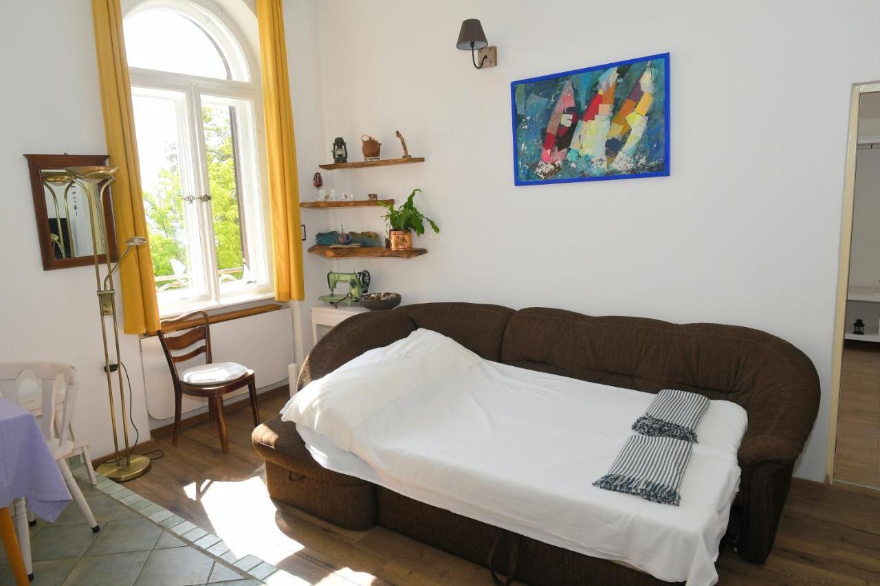 Appartamento With Beautiful Sea View