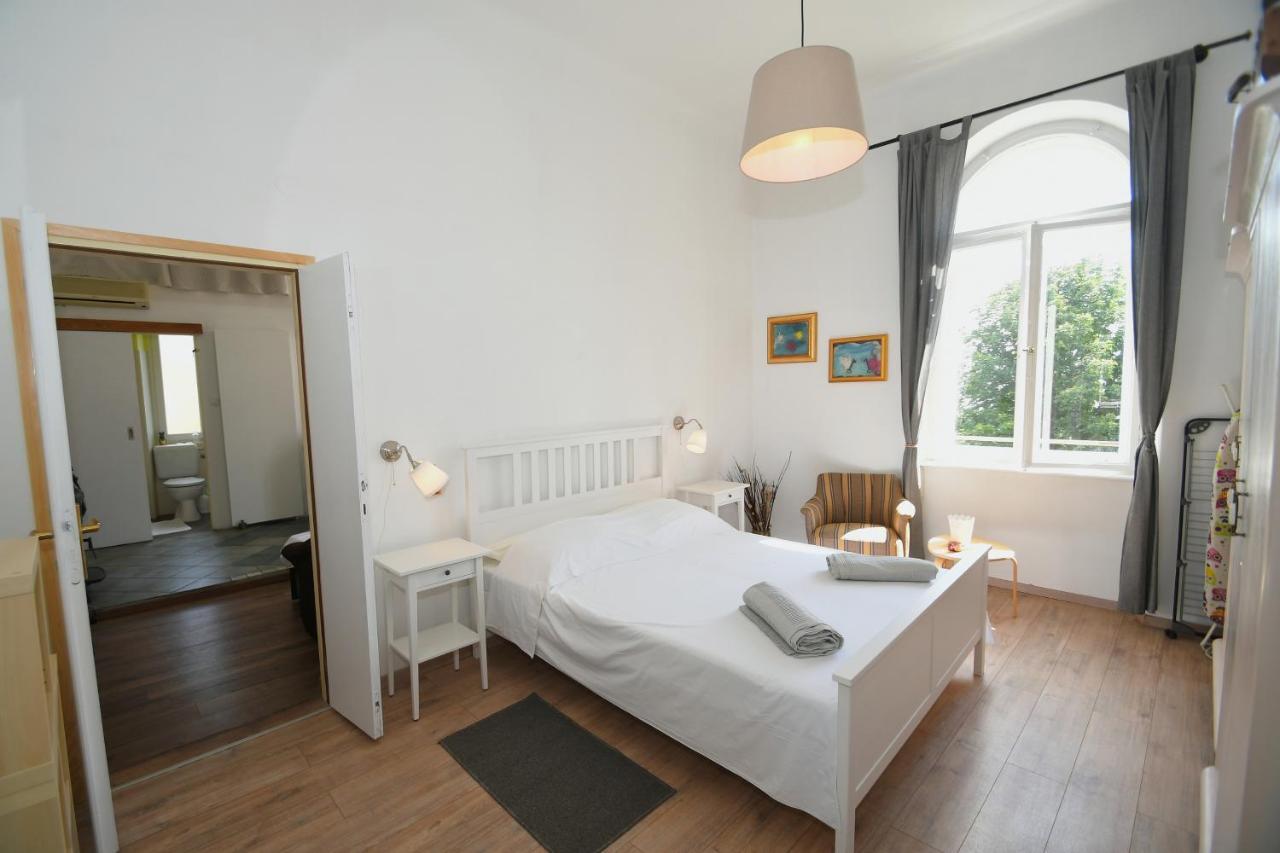 Appartamento With Beautiful Sea View